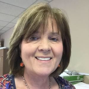 Meet your Posher, Debbie